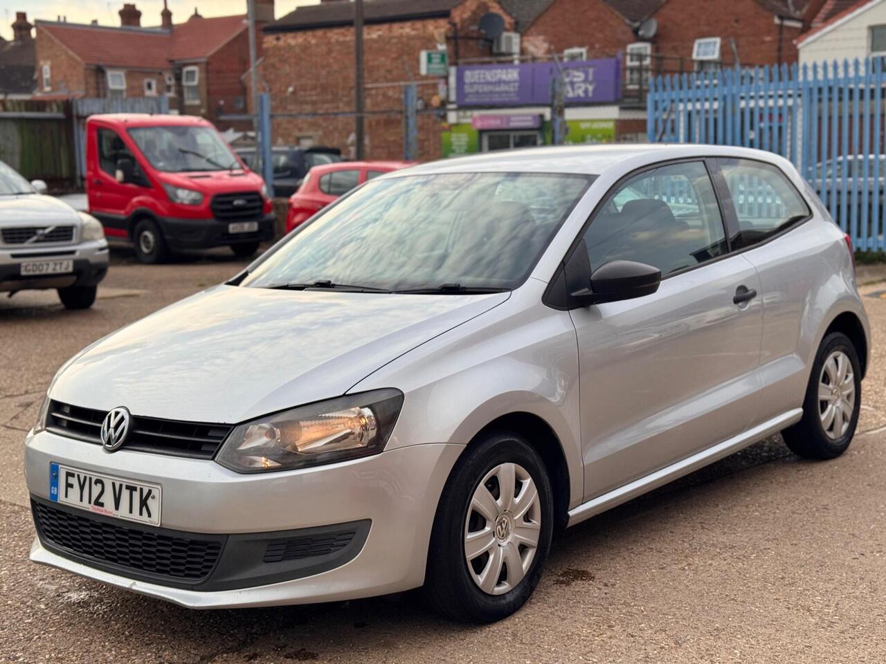 Used Volkswagen Polo 2012 for sale - 76318688: Photo 5