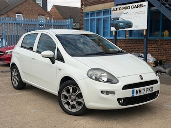 Used Fiat Punto 2017 for sale - 79350227: Photo