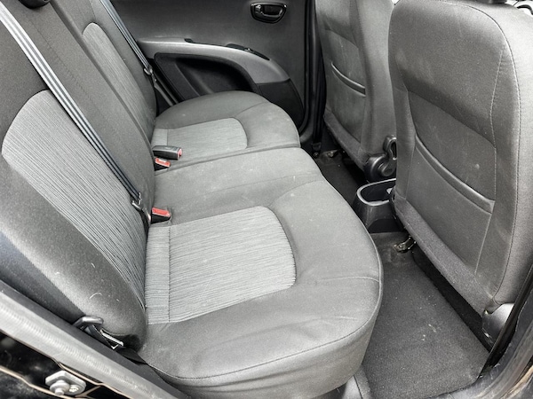 Used Hyundai i10 2012 for sale - 75464937: Photo 30