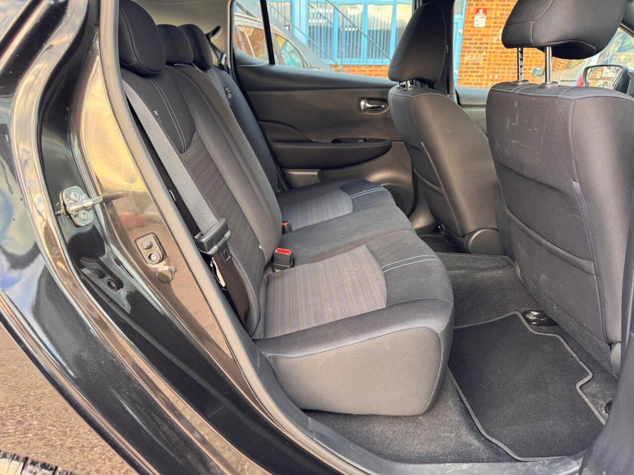 Used Nissan Leaf 2018 for sale - 76318692: Photo 25