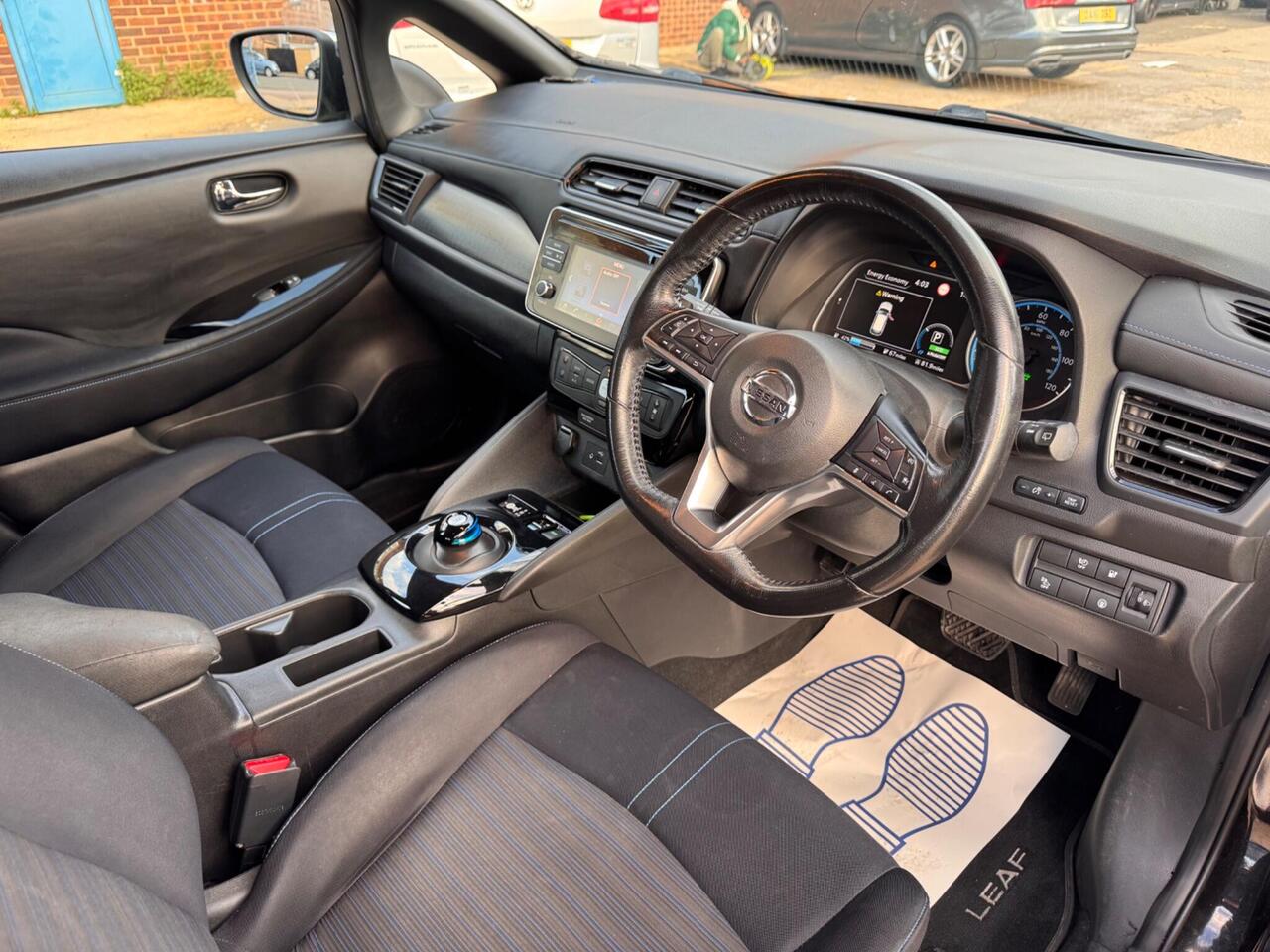 Used Nissan Leaf 2018 for sale - 76318692: Photo 33