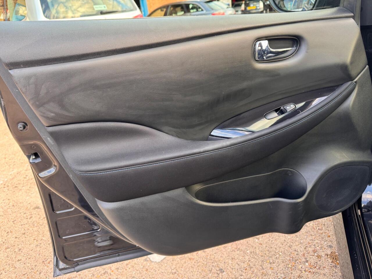Used Nissan Leaf 2018 for sale - 76318692: Photo 35
