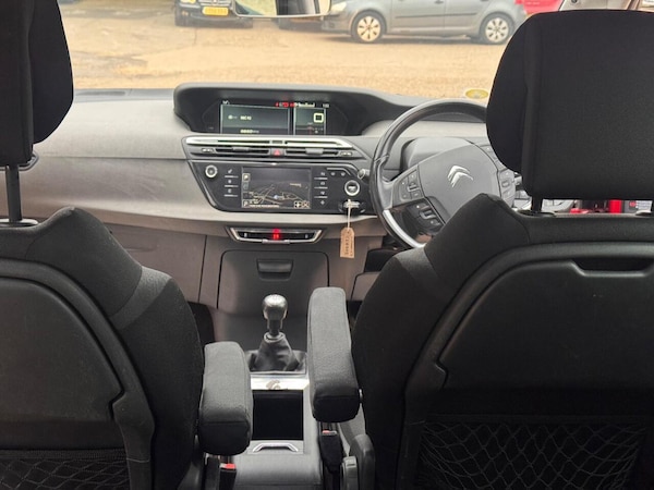 Used Citroen C4 Grand Picasso 2016 for sale - 76248833: Photo 35