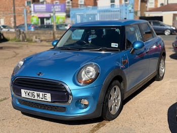 Used MINI Hatch 2016 for sale - 79699600: Photo