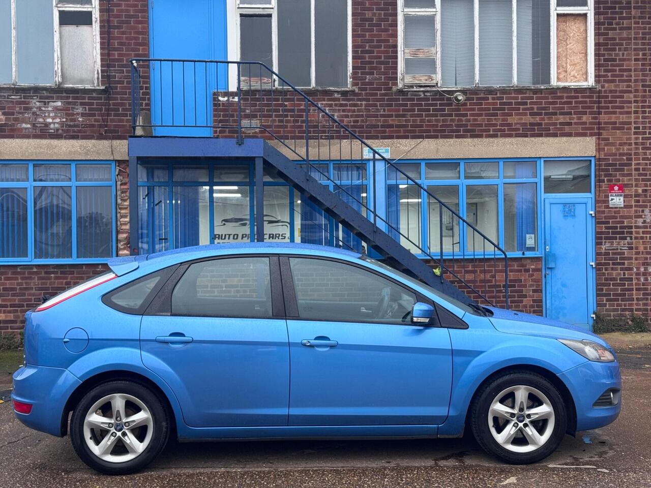 Used Ford Focus 2010 for sale - 78011768: Photo 11