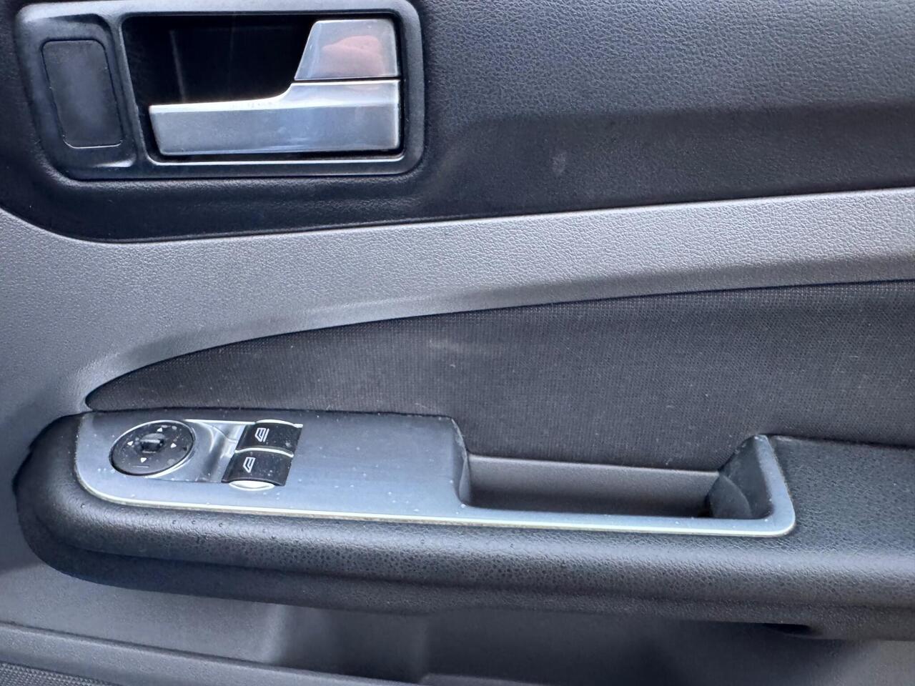 Used Ford Focus 2010 for sale - 78011768: Photo 24