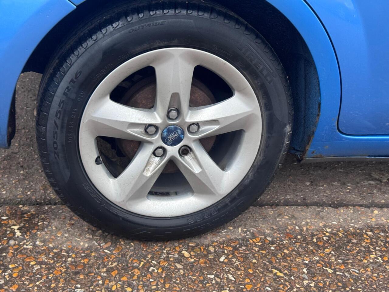 Used Ford Focus 2010 for sale - 78011768: Photo 40