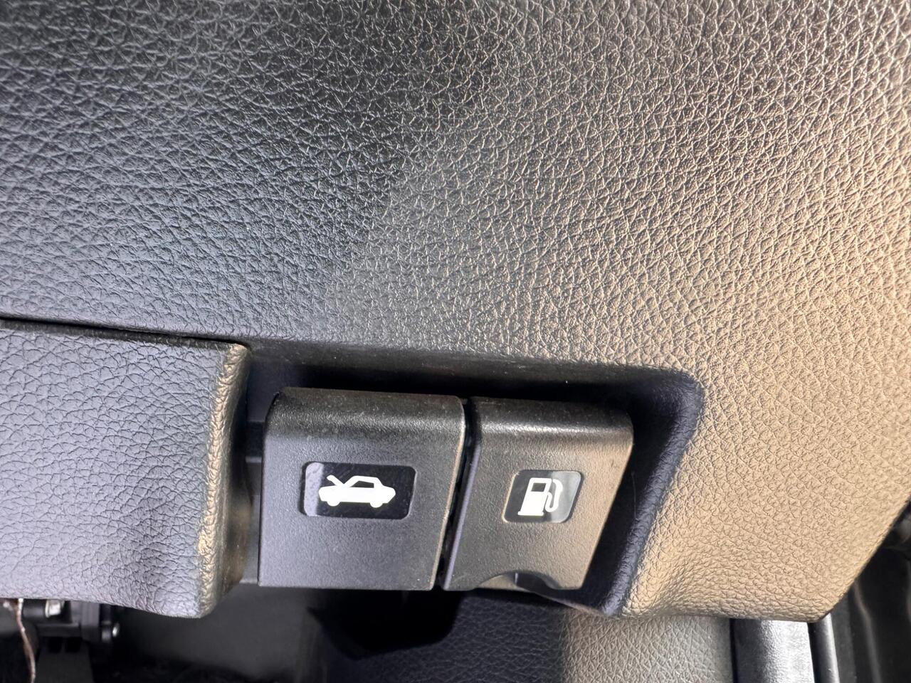 Used Nissan Qashqai 2017 for sale - 76318695: Photo 24