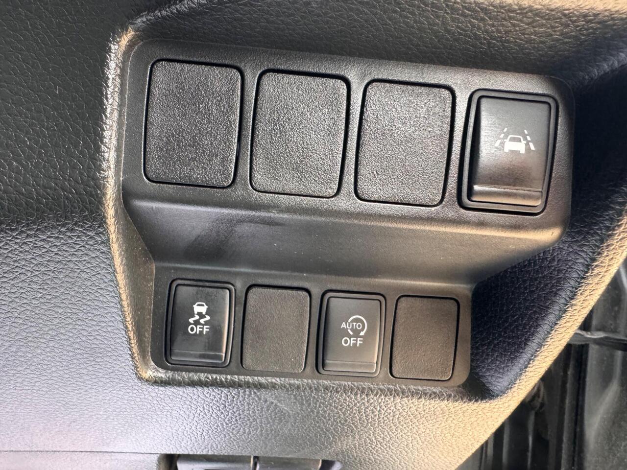 Used Nissan Qashqai 2017 for sale - 76318695: Photo 25