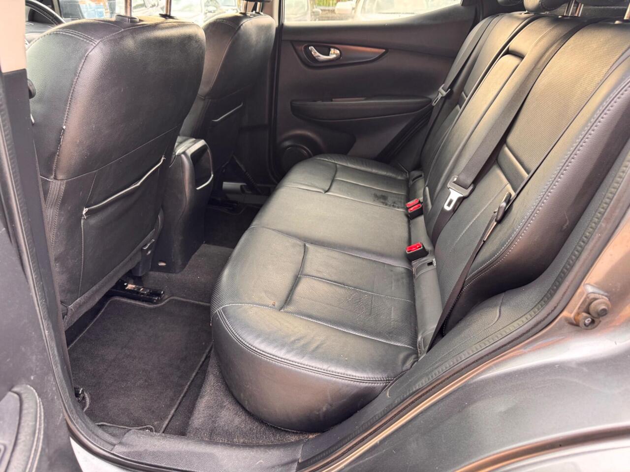 Used Nissan Qashqai 2017 for sale - 76318695: Photo 33