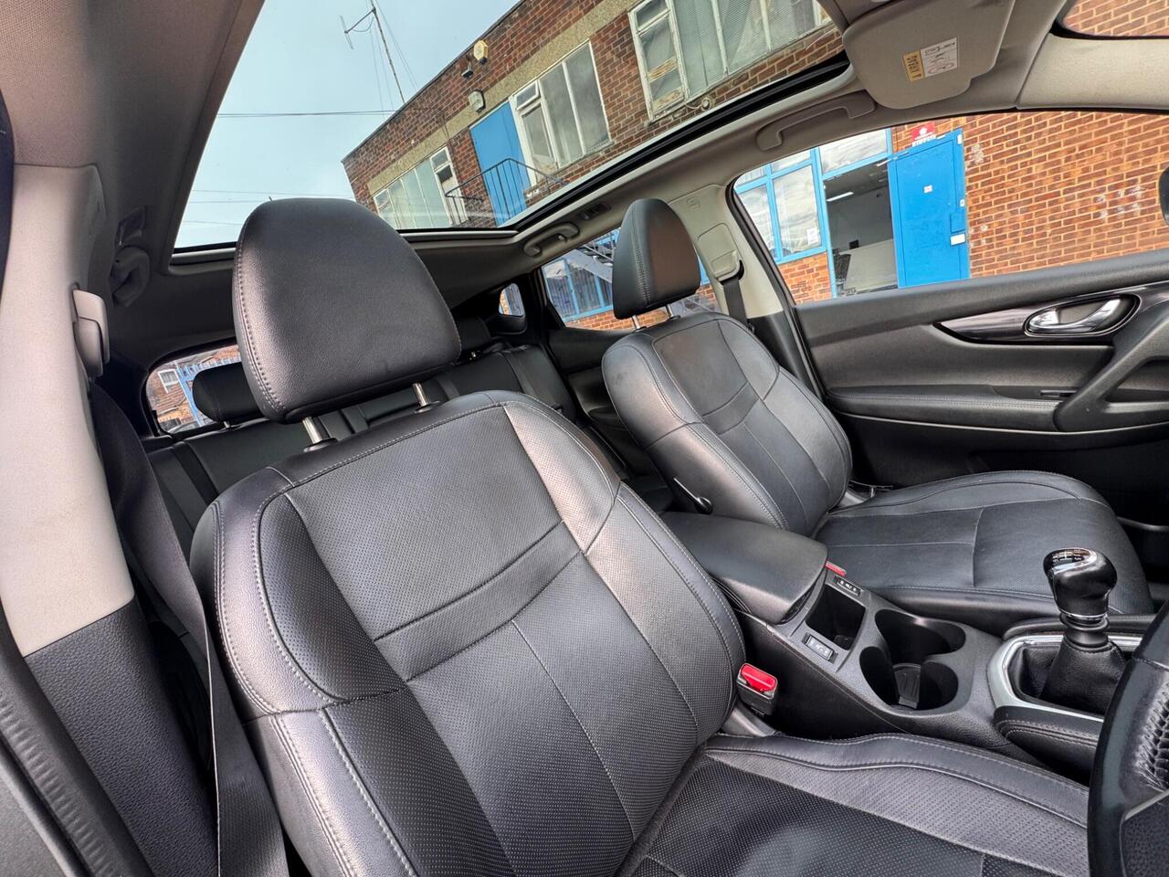 Used Nissan Qashqai 2017 for sale - 76318695: Photo 52