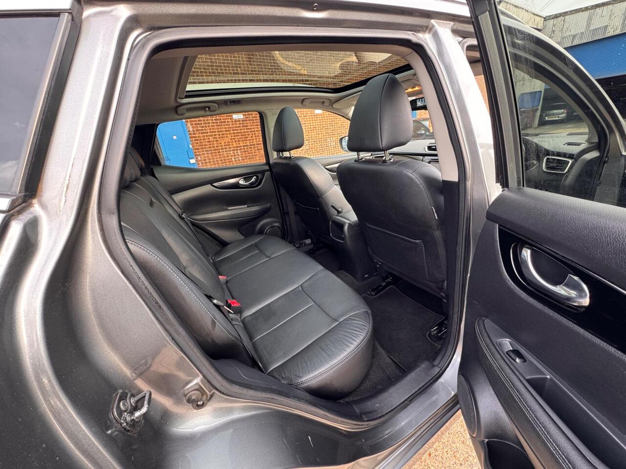 Used Nissan Qashqai 2017 for sale - 76318695: Photo 53