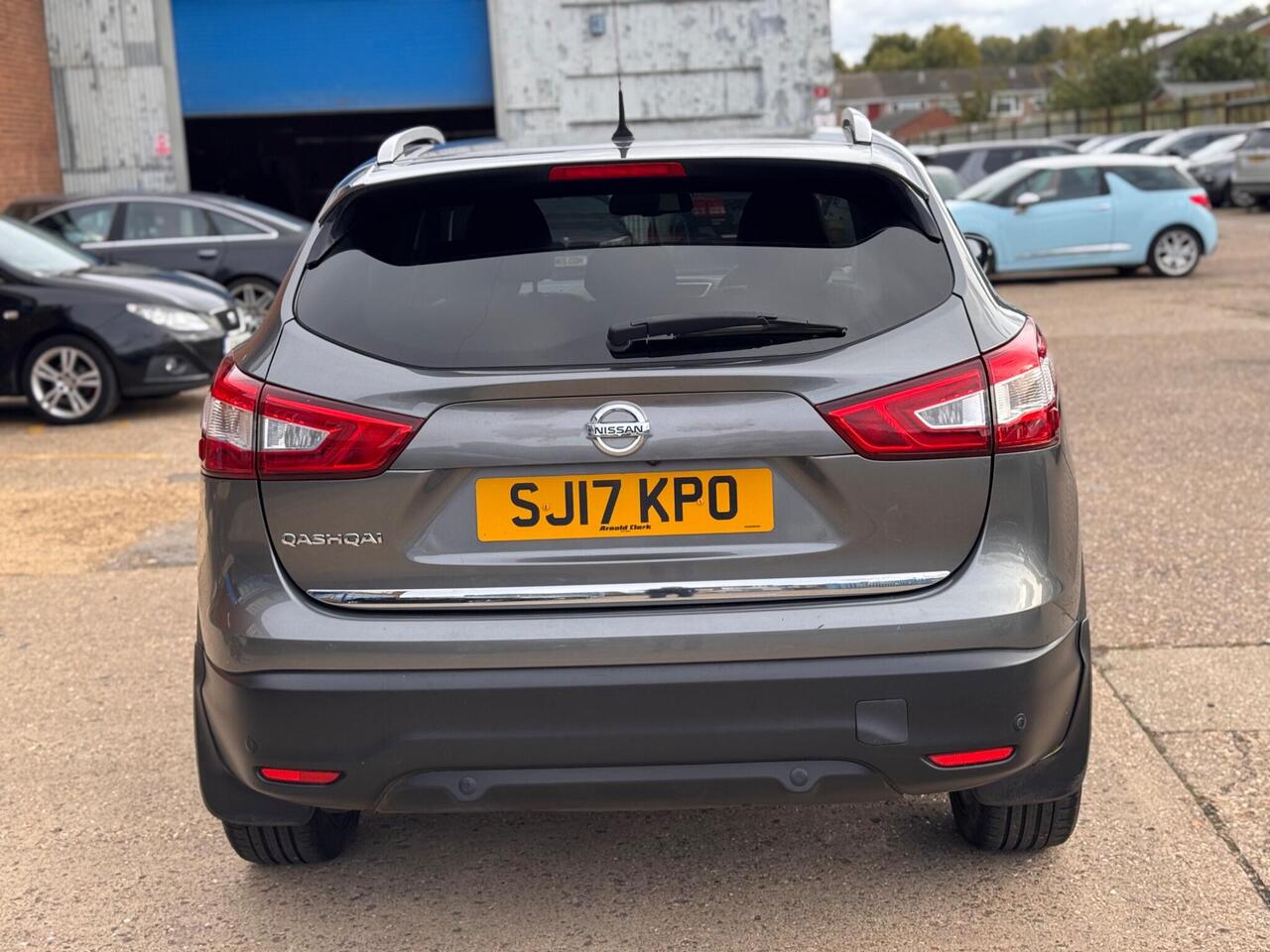 Used Nissan Qashqai 2017 for sale - 76318695: Photo 8