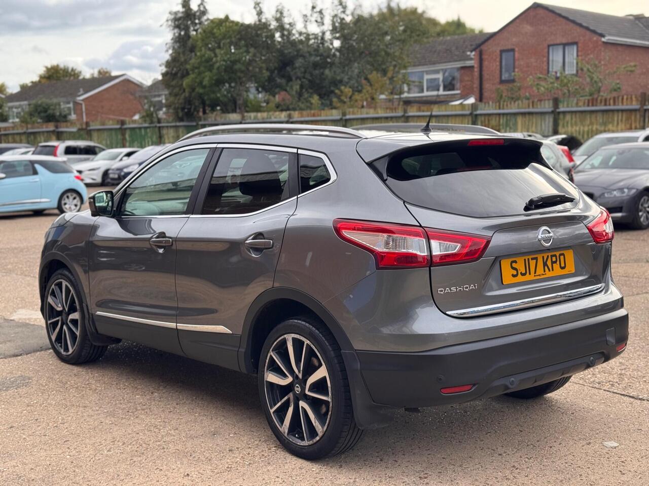 Used Nissan Qashqai 2017 for sale - 76318695: Photo 9