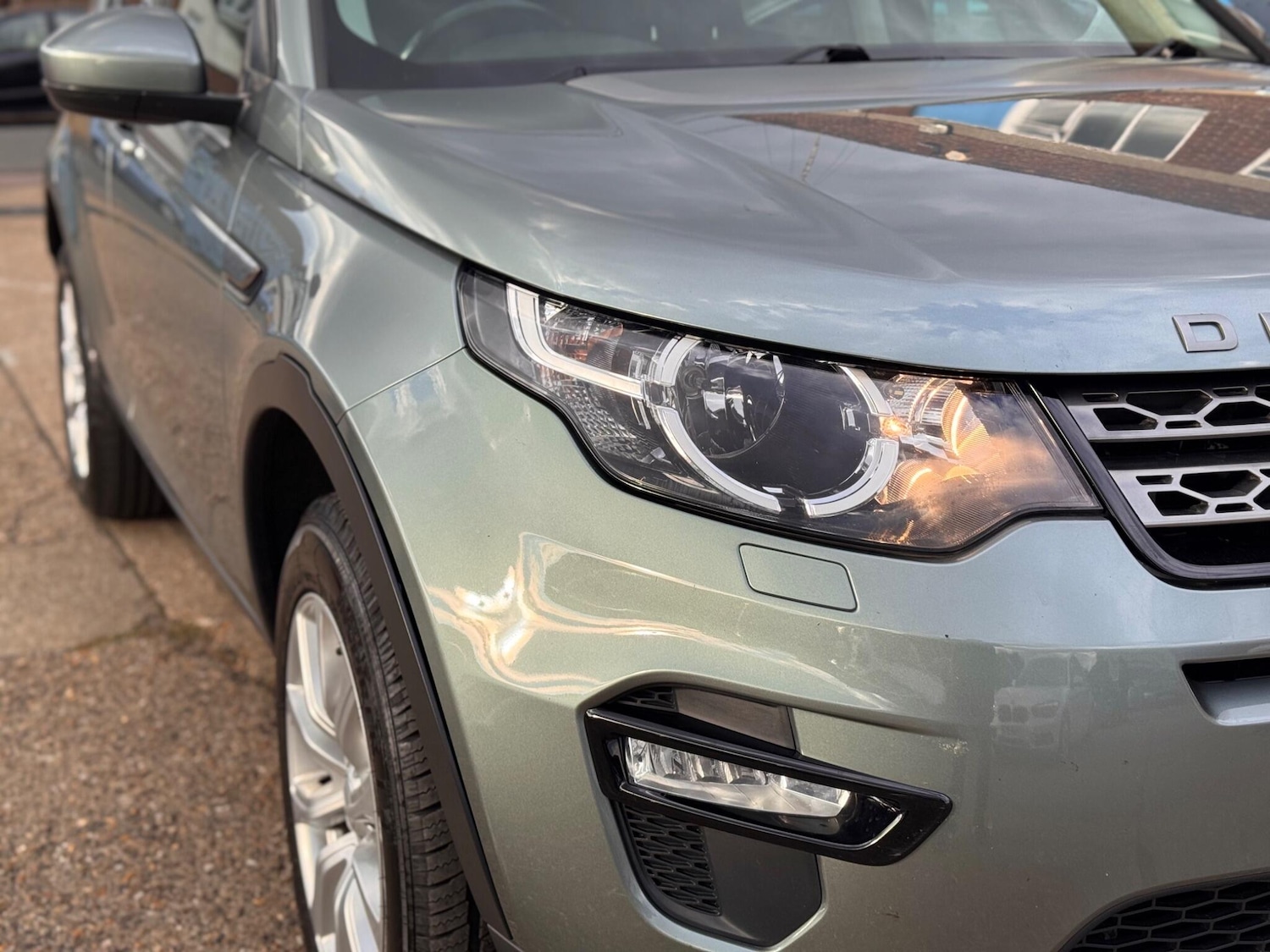 Used Land Rover Discovery Sport 2016 for sale - 76100739: Photo 11