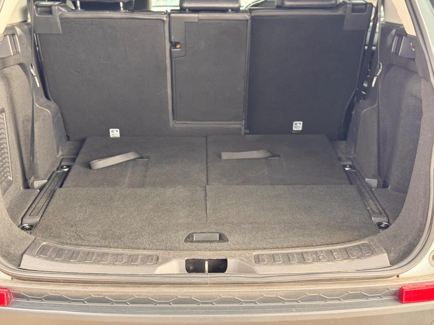 Used Land Rover Discovery Sport 2016 for sale - 76100739: Photo 16