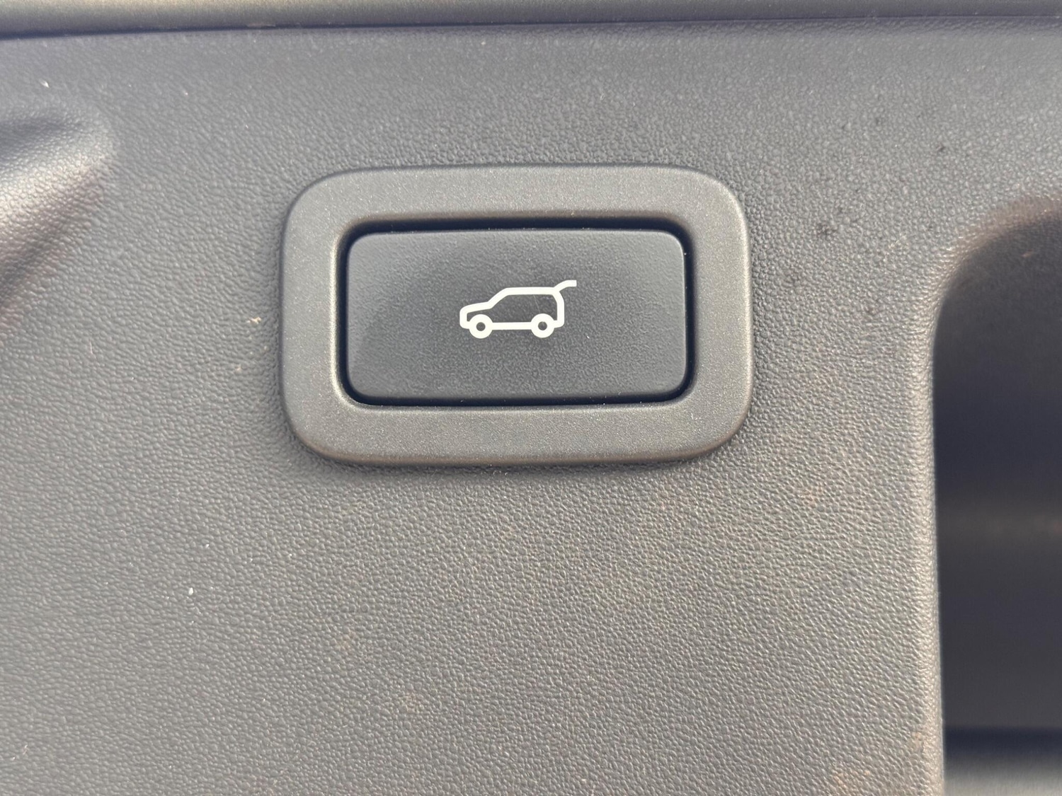 Used Land Rover Discovery Sport 2016 for sale - 76100739: Photo 17