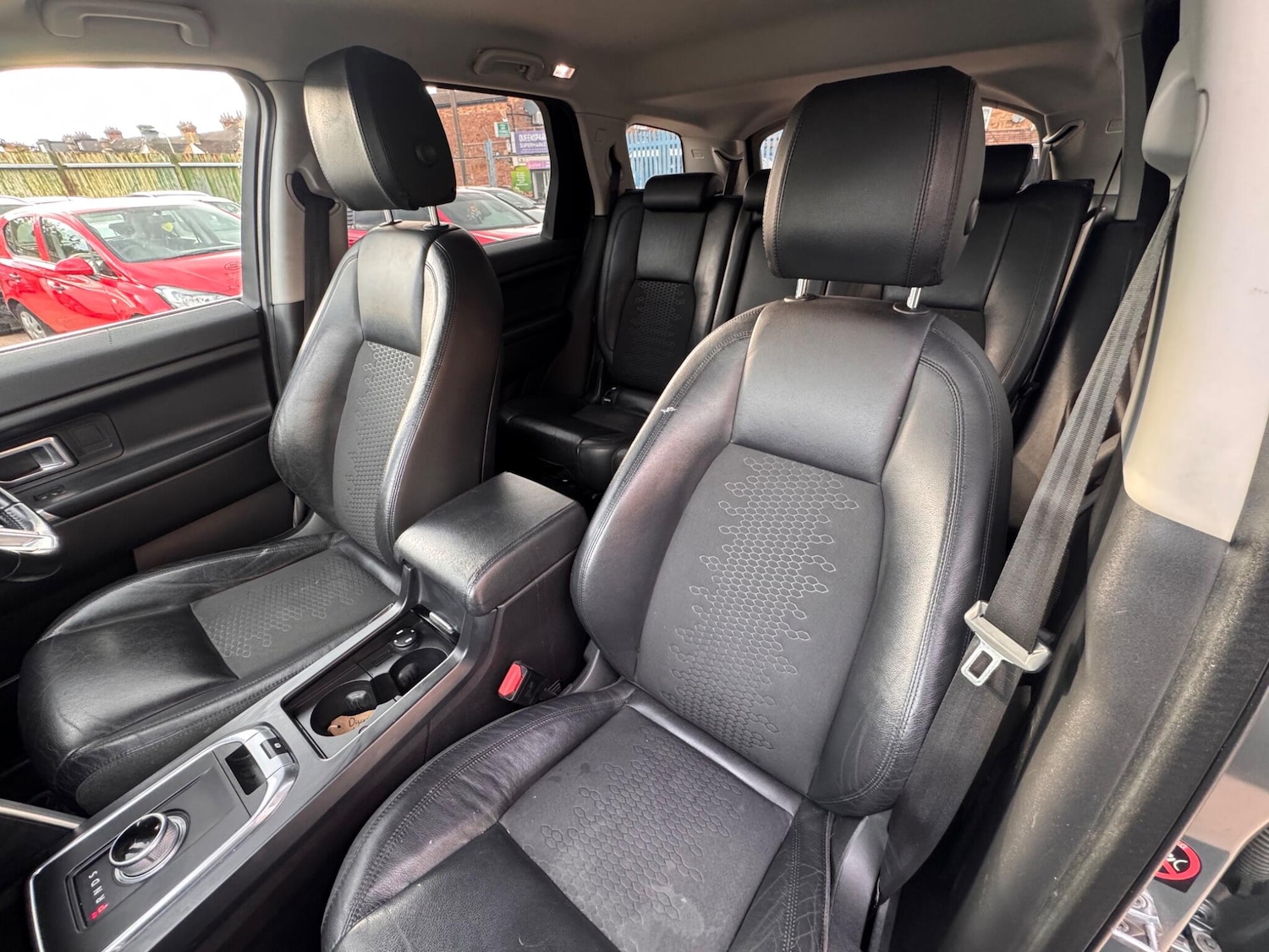 Used Land Rover Discovery Sport 2016 for sale - 76100739: Photo 38