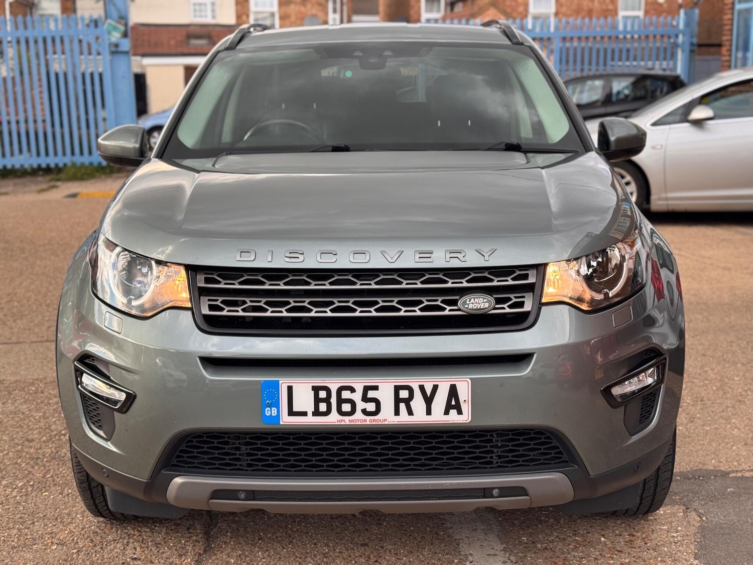 Used Land Rover Discovery Sport 2016 for sale - 76100739: Photo 4