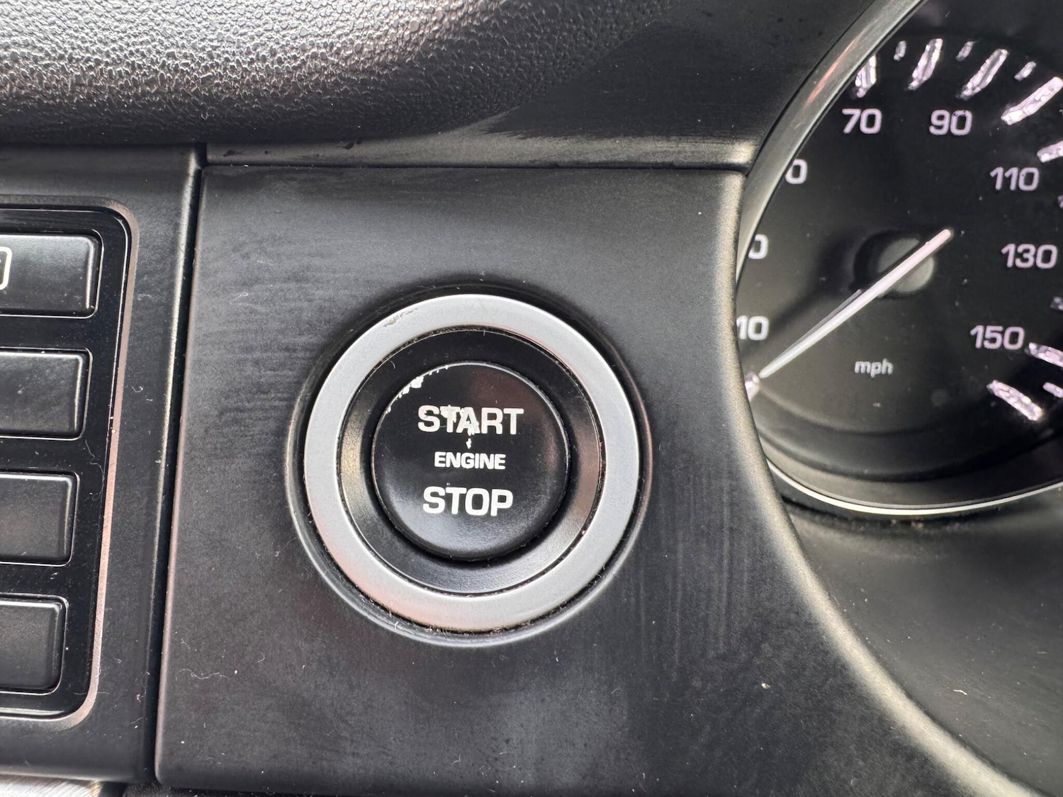 Used Land Rover Discovery Sport 2016 for sale - 76100739: Photo 41