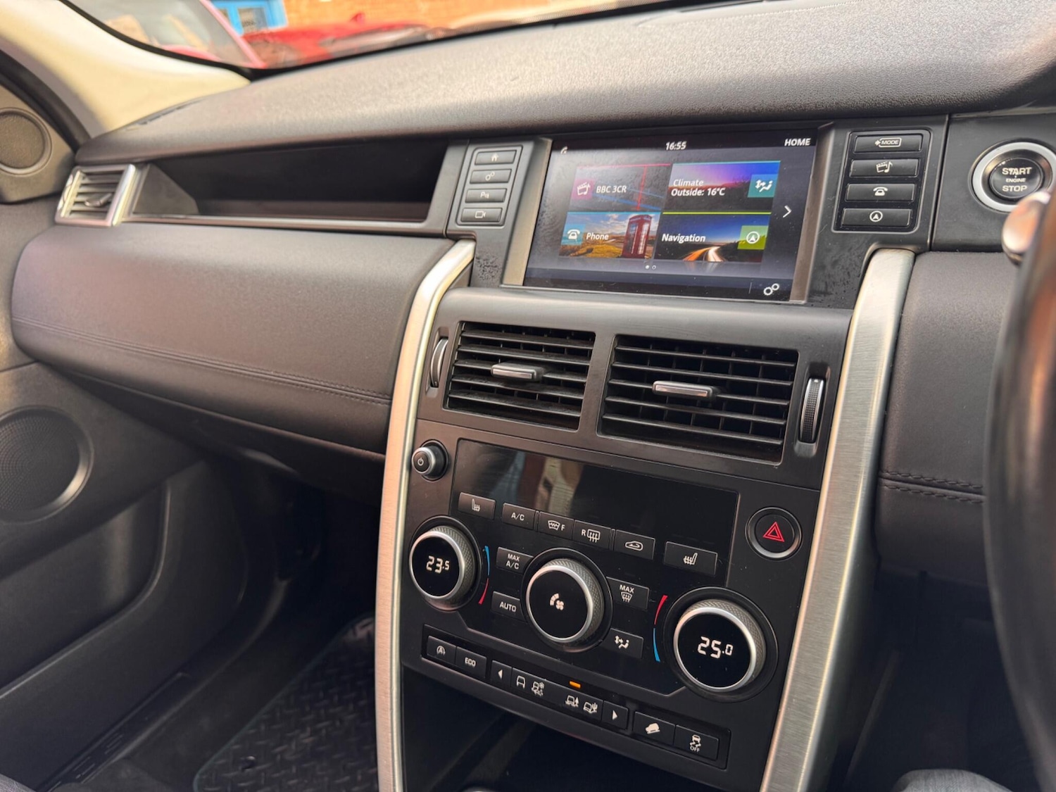 Used Land Rover Discovery Sport 2016 for sale - 76100739: Photo 47
