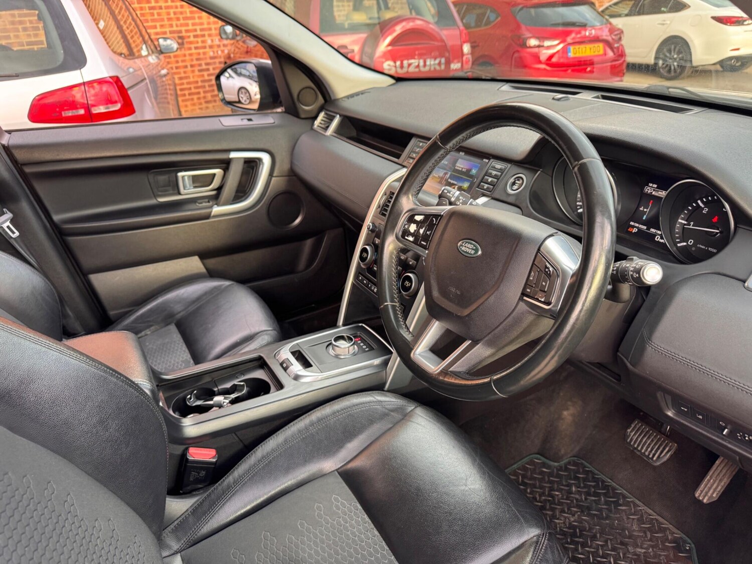 Used Land Rover Discovery Sport 2016 for sale - 76100739: Photo 48