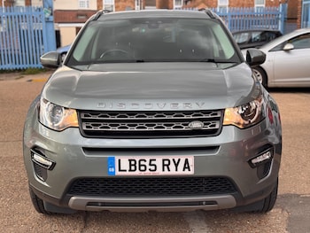 Used Land Rover Discovery Sport 2016 for sale - 76100739: Photo 4