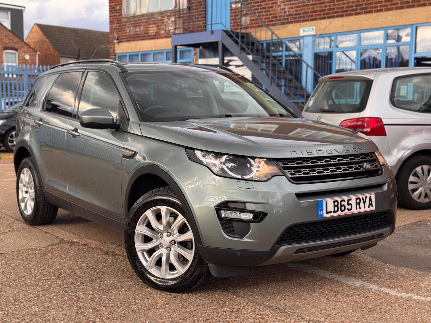 Used Land Rover Discovery Sport 2016 for sale - 76100739: Photo 5