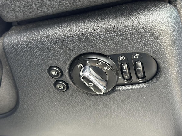 Used MINI Hatch 2016 for sale - 75052717: Photo 32
