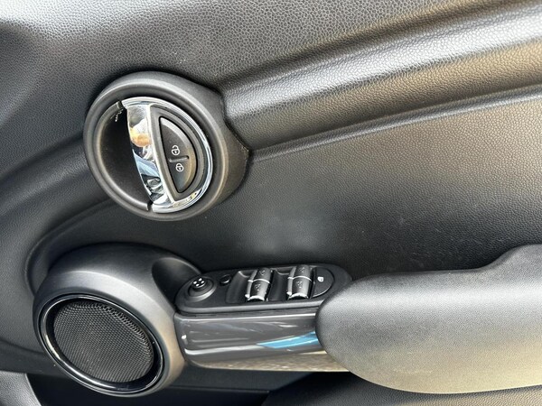 Used MINI Hatch 2016 for sale - 75052717: Photo 39