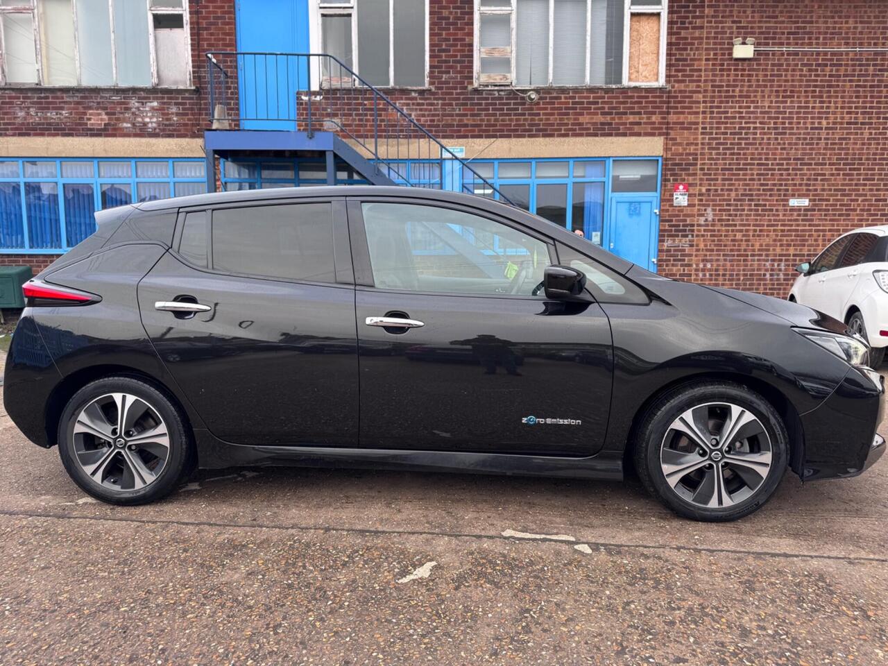 Used Nissan Leaf 2018 for sale - 78011745: Photo 11