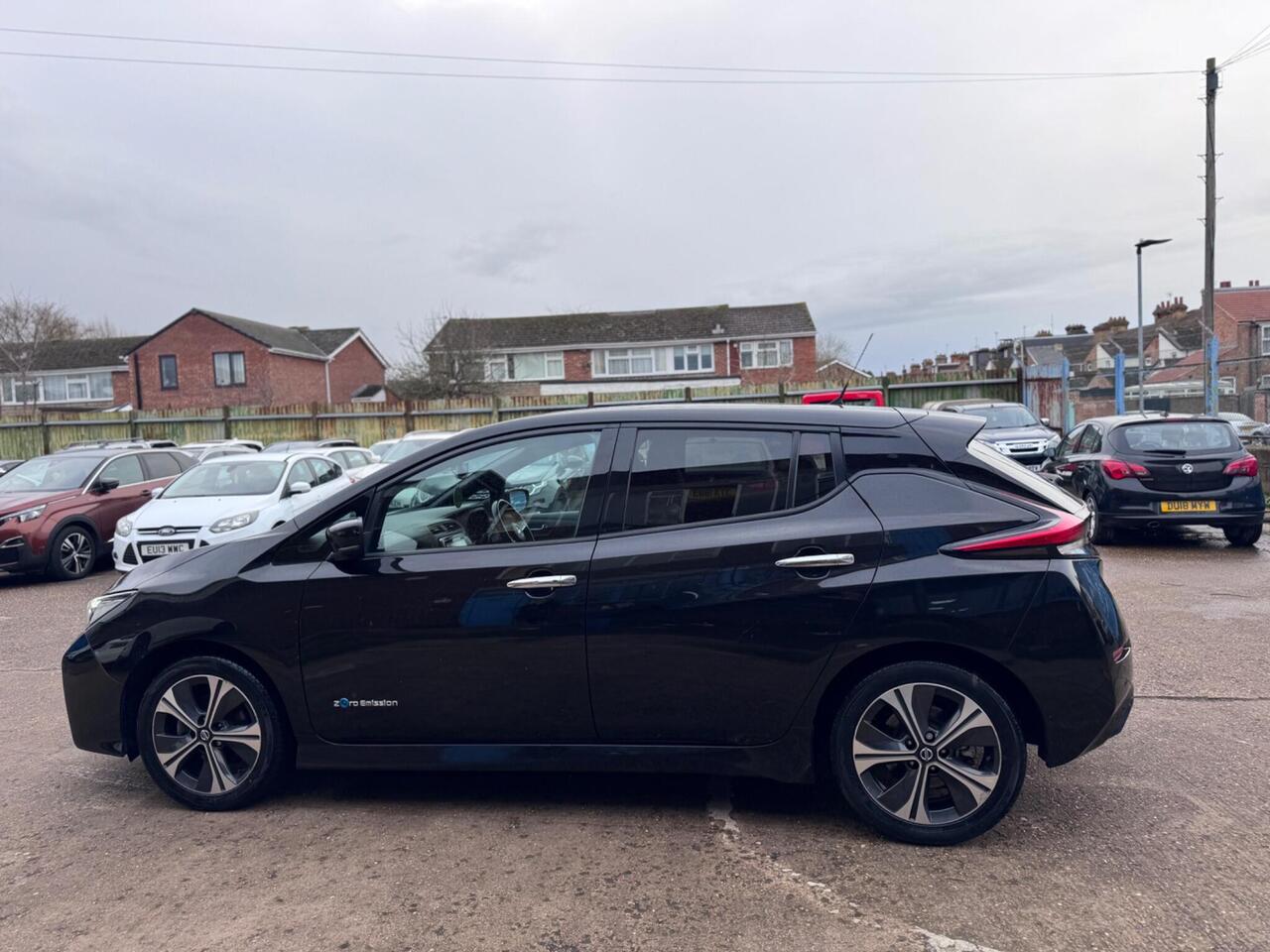 Used Nissan Leaf 2018 for sale - 78011745: Photo 4