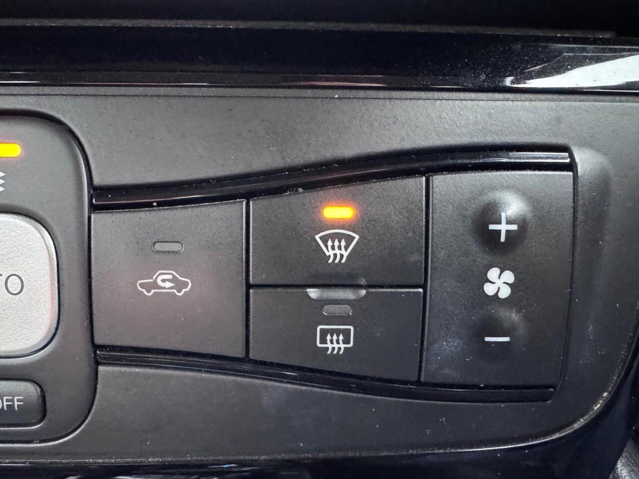 Used Nissan Leaf 2018 for sale - 78011745: Photo 57