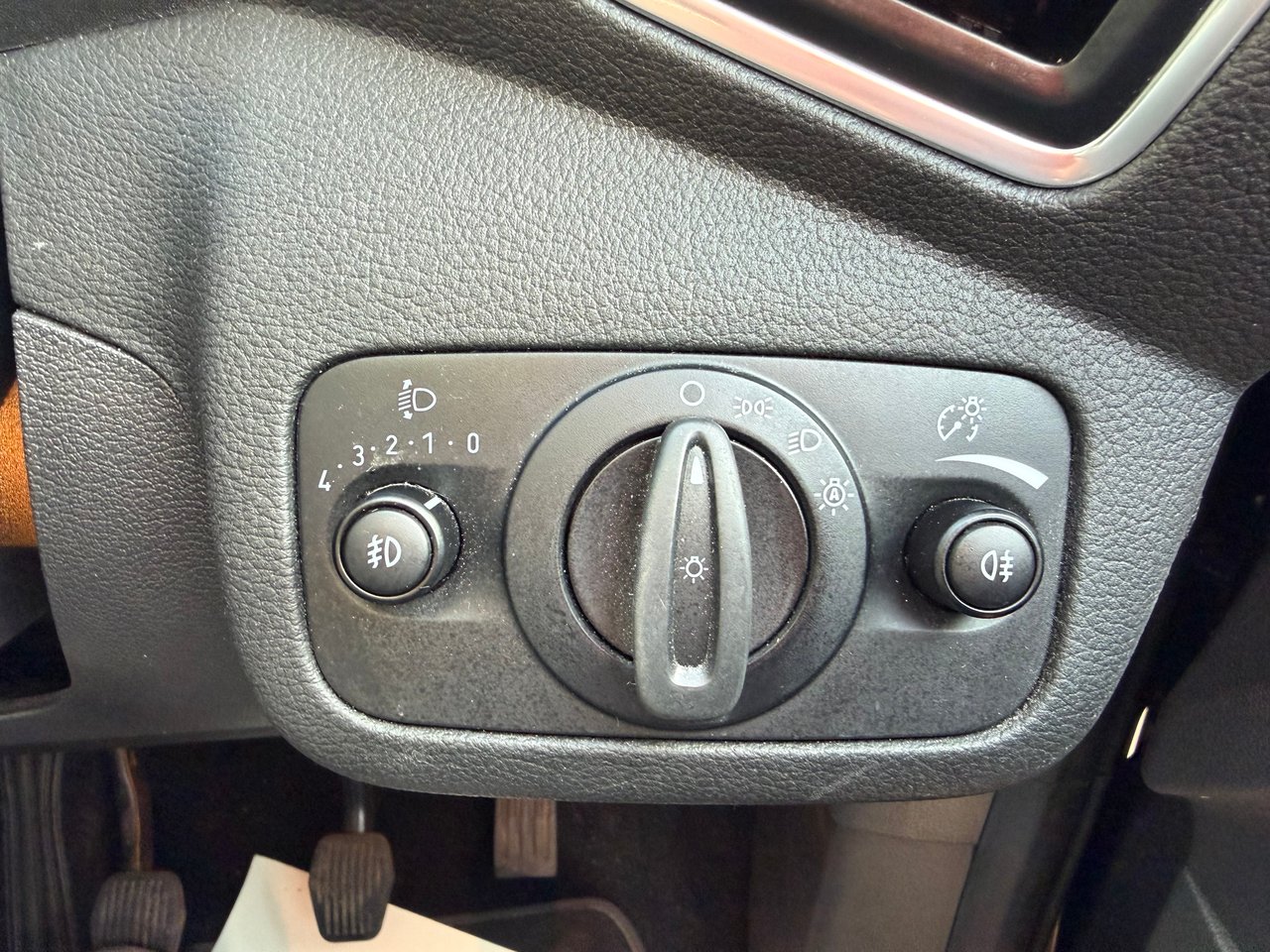 Used Ford Kuga 2015 for sale - 78010961: Photo 34