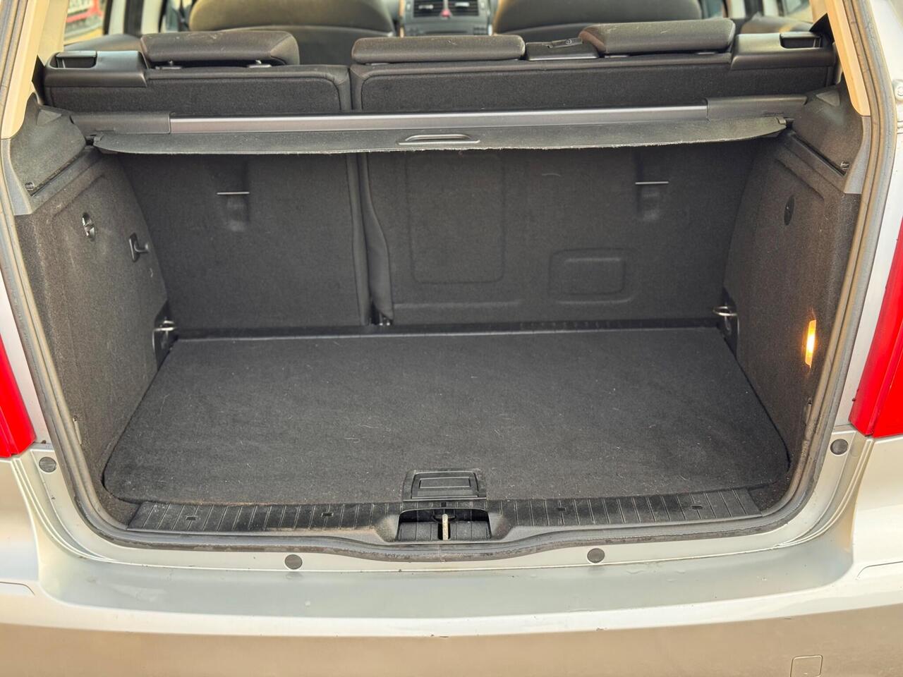 Used Mercedes-Benz A-Class 2011 for sale - 76389771: Photo 12