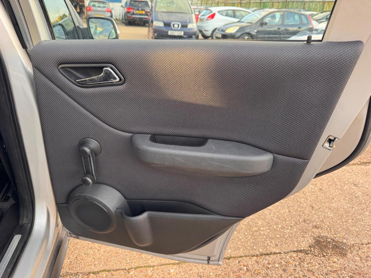 Used Mercedes-Benz A-Class 2011 for sale - 76389771: Photo 22