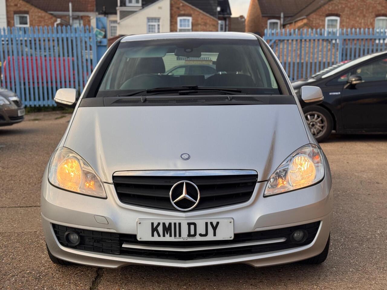 Used Mercedes-Benz A-Class 2011 for sale - 76389771: Photo 3