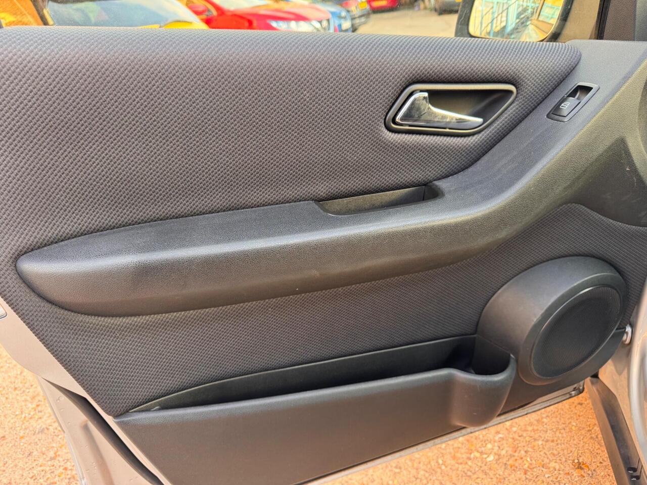 Used Mercedes-Benz A-Class 2011 for sale - 76389771: Photo 41