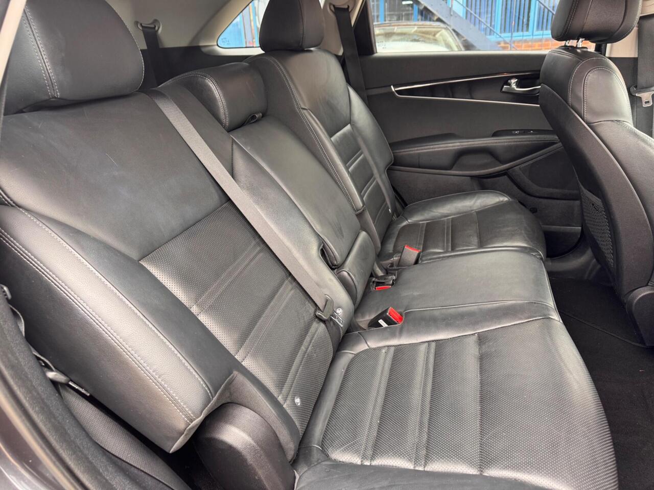 Used Kia Sorento 2016 for sale - 76176508: Photo 55