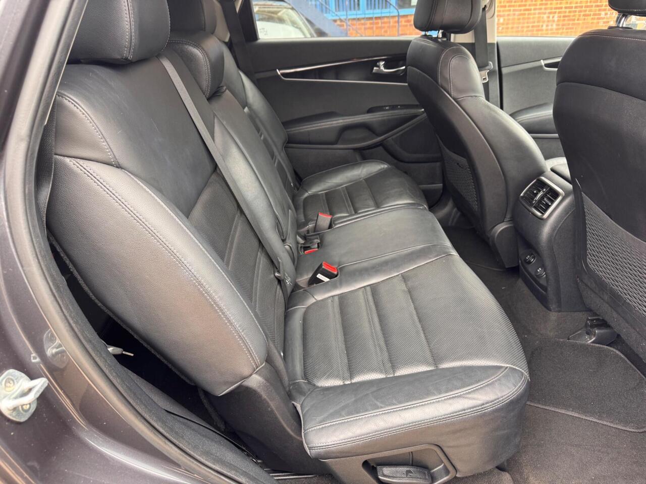 Used Kia Sorento 2016 for sale - 76176508: Photo 60