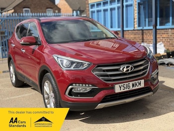 Used Hyundai Santa Fe 2016 for sale - 79133268: Photo