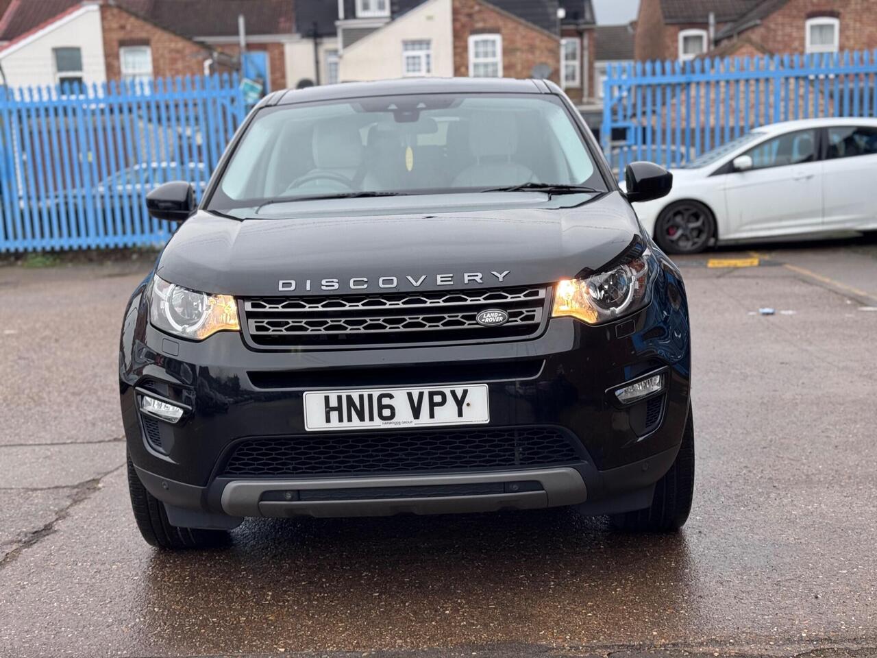 Used Land Rover Discovery Sport 2016 for sale - 78011759: Photo 3