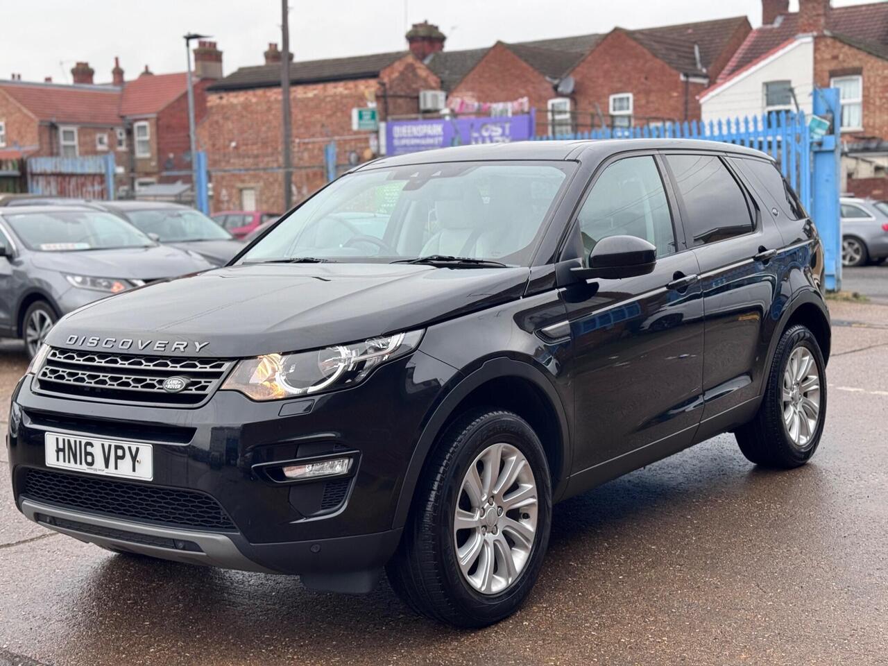 Used Land Rover Discovery Sport 2016 for sale - 78011759: Photo 4