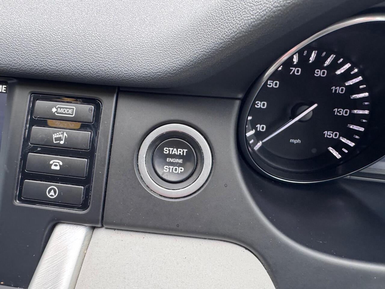 Used Land Rover Discovery Sport 2016 for sale - 78011759: Photo 46