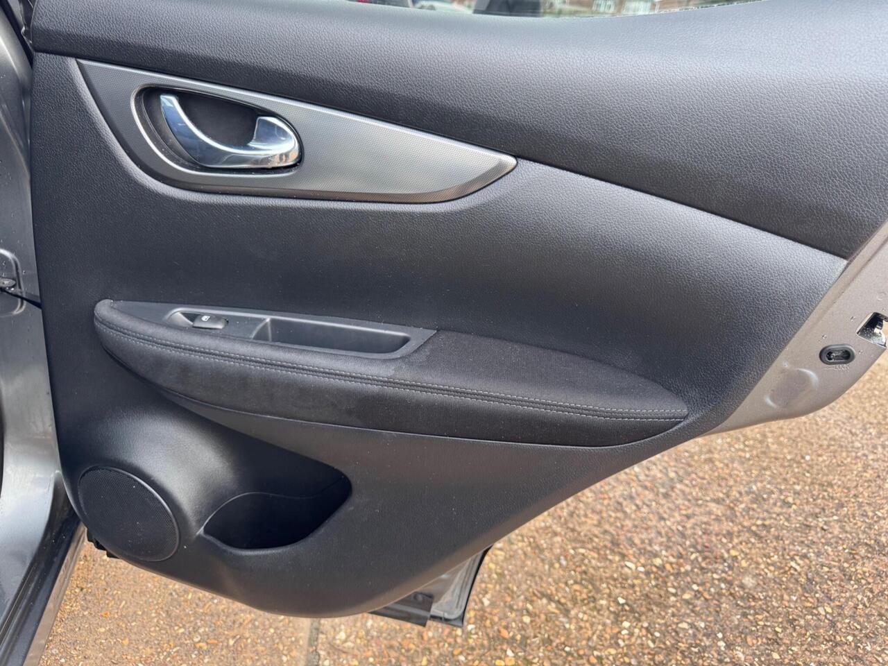 Used Nissan Qashqai 2017 for sale - 78010963: Photo 34