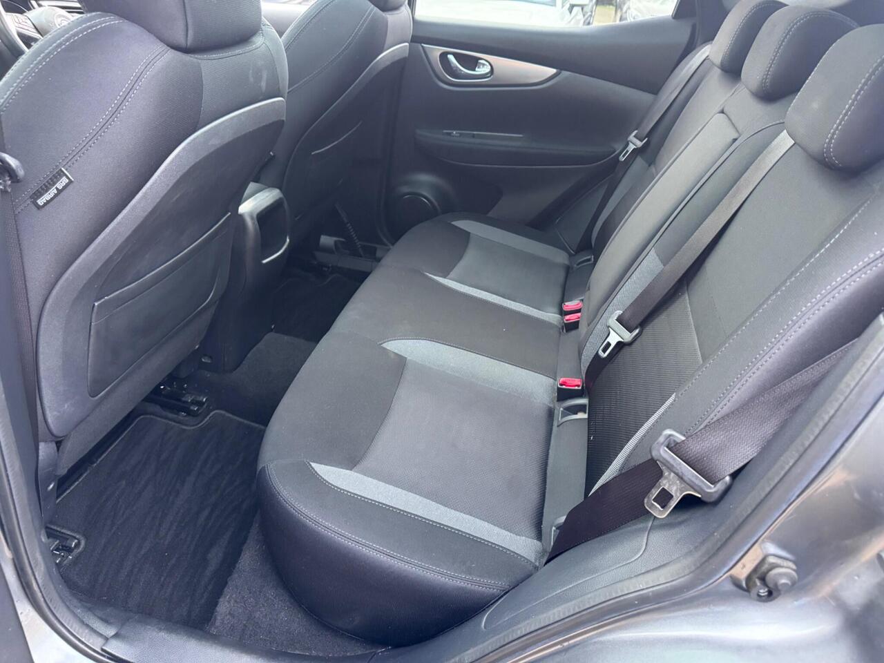 Used Nissan Qashqai 2017 for sale - 78010963: Photo 35