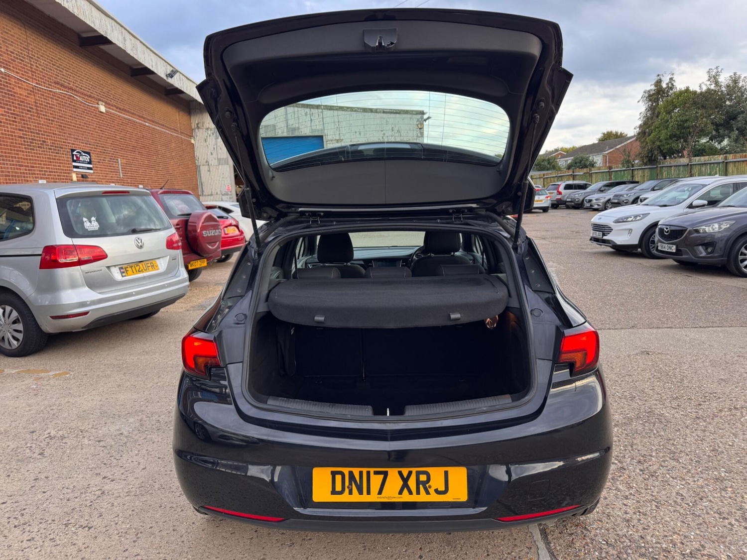 Used Vauxhall Astra 2017 for sale - 76100727: Photo 12