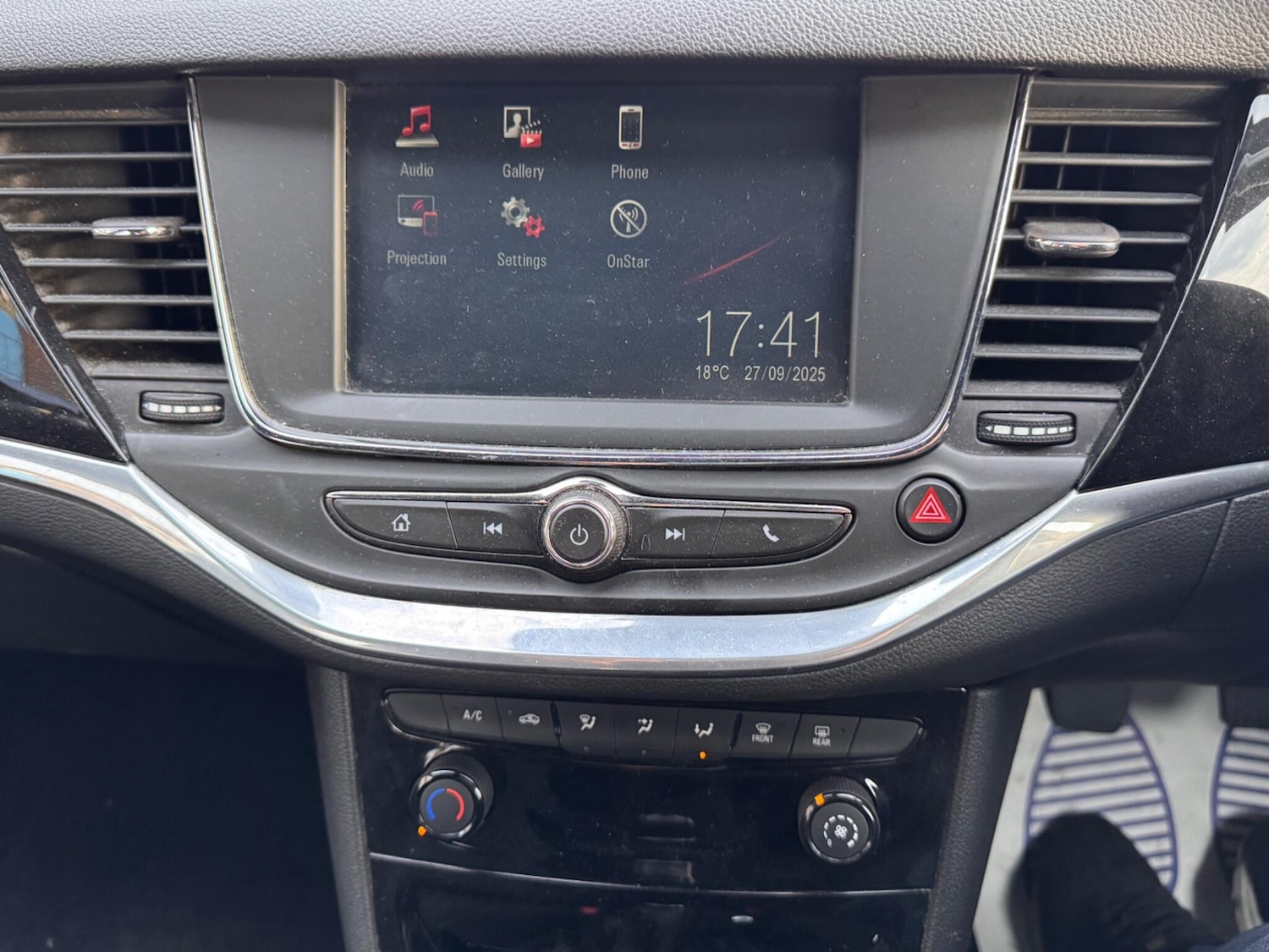 Used Vauxhall Astra 2017 for sale - 76100727: Photo 45
