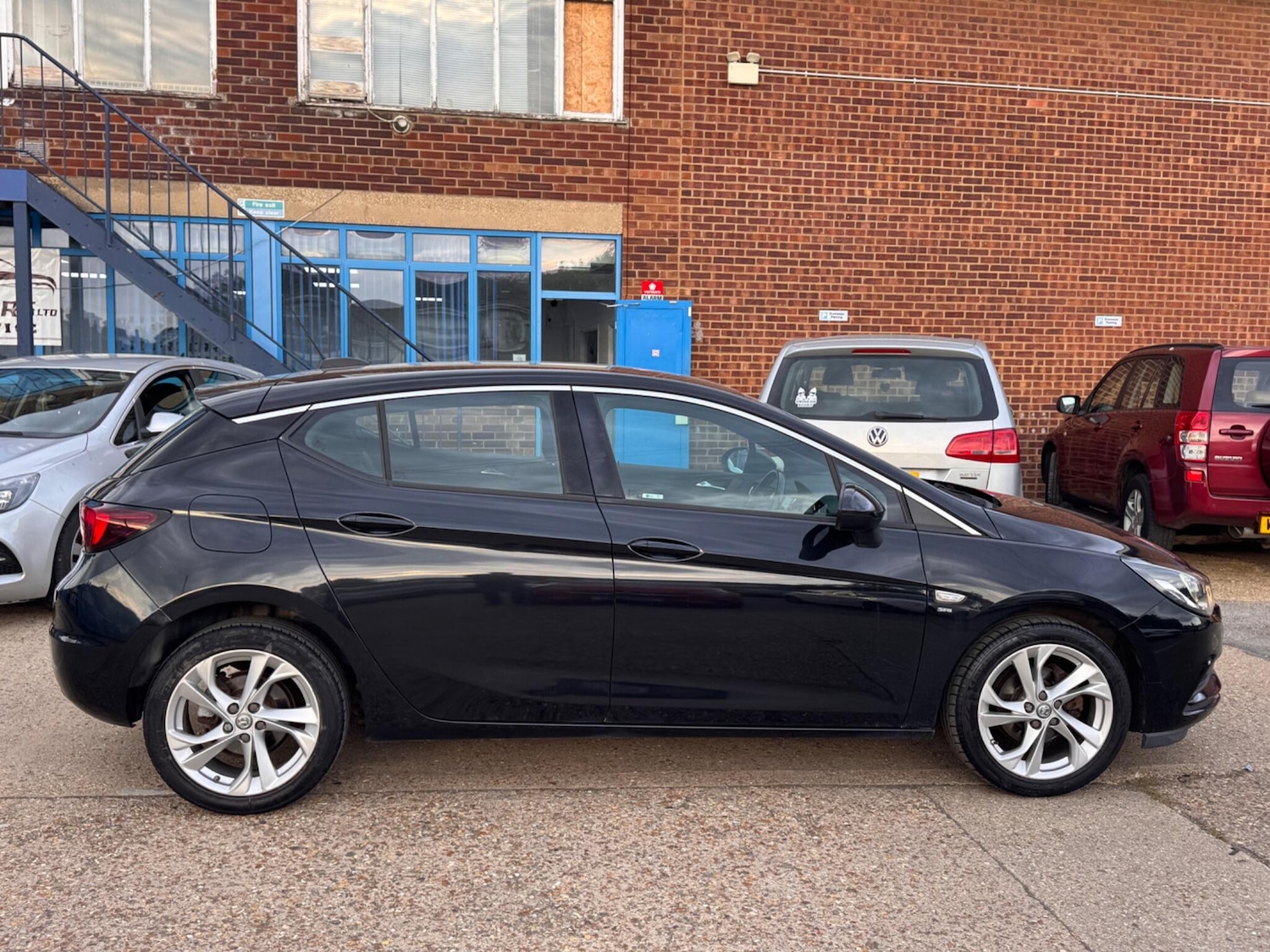 Used Vauxhall Astra 2017 for sale - 76100727: Photo 8