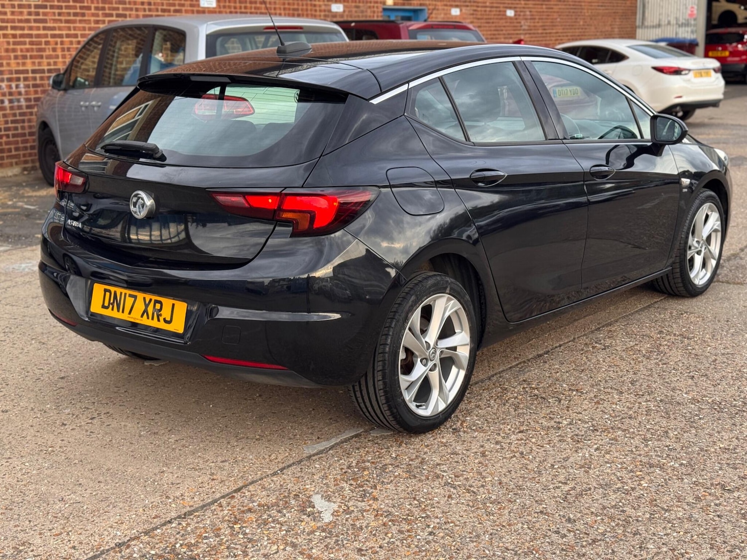 Used Vauxhall Astra 2017 for sale - 76100727: Photo 9